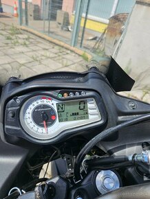 SUZUKI DL 650 V Strom - 4