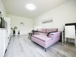 Prenájom 2 izbový veľkometrážny byt s balkónom - 65 m2 - 4