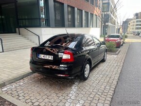 Škoda Octavia 2 facelift L&K 2.0 TDi 103 kw - 4