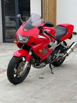 Honda VTR 1000F 1998 - 4