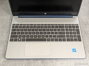 Notebook HP 15s-fq3911nc -  Intel N4500, 8G/128G, Win11 - 4