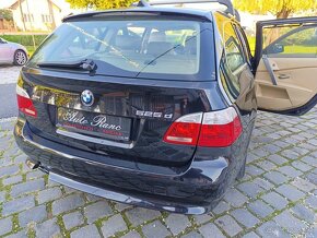 BMW 525D AT6 E61 Kombi XDrive, Koža, Panorama Xenony, Ťažné - 4