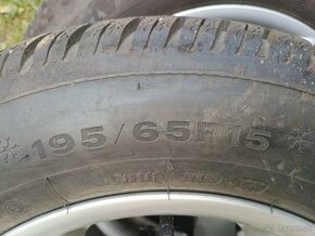 Pneumatiky Dunlop zimne 195/65 R15 na Alu diskoch RIAL - 4