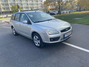 Predám Ford focus 1.6 16V 74 kw R.v.2007 - 4