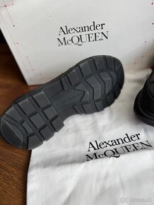 Alexander McQueen - original - 4