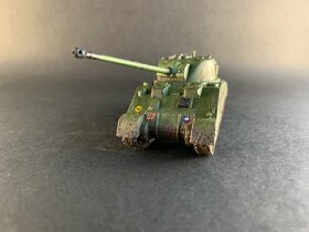 model sherman M4A3E8 - 4