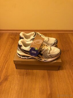 Asics Gel Kayano - 4