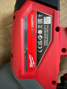 Predám vŕtacie kladivo Milwaukee M18 ONEFHX - 4