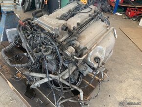 Motor VW Passat B5.5 2.3 VR5 125kw AZX - 4