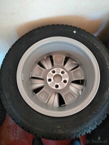 15" TOYOTA YARIS + TPMS zimné pneu,originál. - 4