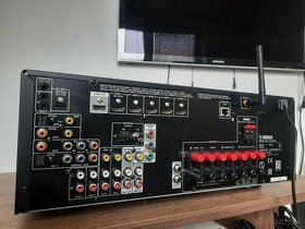 Predám 7.2 AV čierny receiver Yamaha RX-V 677 - 4