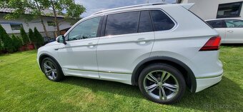 VOLKSWAGEN TIGUAN  HIGHLINE 2.0 TDI CR DSG  F1 ALCANTARA - 4