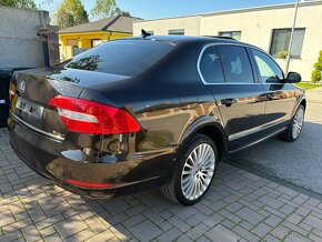 Škoda Superb Sedan 2.0Tdi 103kw M6 Elegance - 4