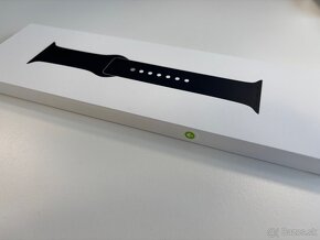 Predám Apple Watch 9, 45mm + nepoužitý remienok - 4