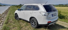 Mitsubishi outlander - 4