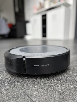 Roomba i3 - 4