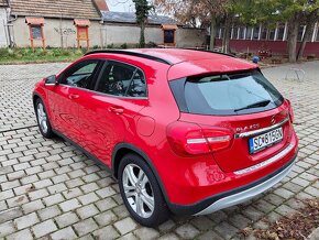 Mercedes GLA trieda 200 d A/T - 4