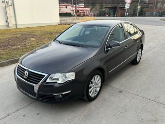 Volkswagen Passat 1.9 TDI 77kw BXE COMFORTLINE - 4