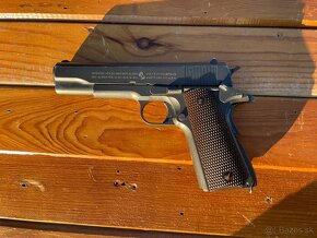 Colt 1911 Airsoft Co2 - 4