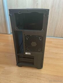 skrinka CoolerMaster Masterbox Lite 3 (Micro-ATX) - 4