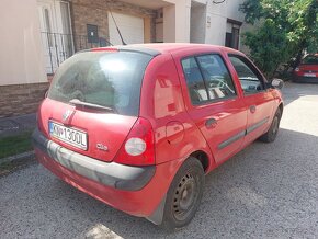 Renault Clio 1.5 DCI - 4