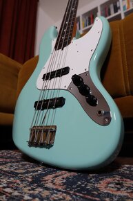 Fender Jazz Bass 62' Reissue Japan - 4