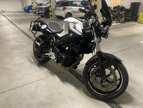 BMW F800R - 4