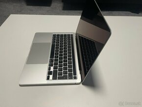 MacBook Pro 13" (2020) s Apple M1 čipom - 4