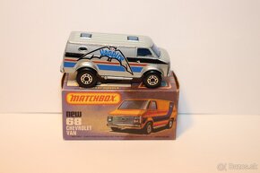 Matchbox SF Chevrolet Van - 4