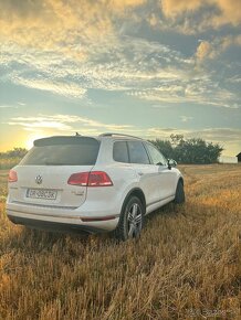 Volkswagen Touareg II 3.0 V6 TDI Facelift BMT 4MOTION - 4