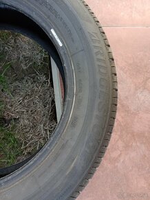 Bridgestone 205/60/R16 - 4