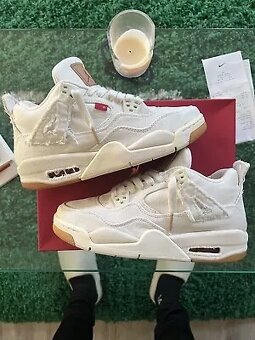 Jordan 4 Retro x Levi's White Denim 2018 - 4