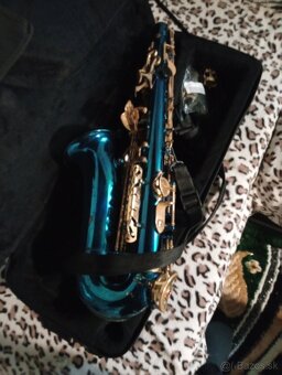 Saxofón Dimavery alt - 4