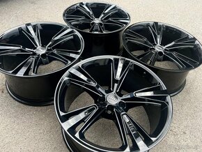 ORIGINAL AUDI Q8 DISKY 5x112 R21 BLACK - 4