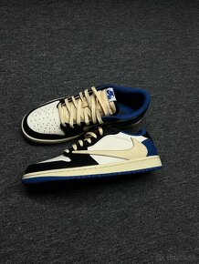 Nike x Travis Scott x Fragment Air Jordan 1 Low OG SP - 4