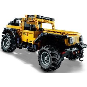 Predám LEGO Technic 42122 Jeep Wrangler - 4