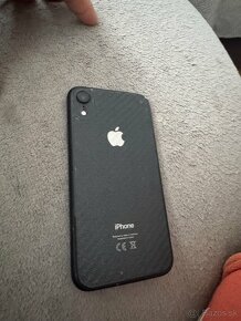 Iphone xr black 64gb ios 18.1 - 4