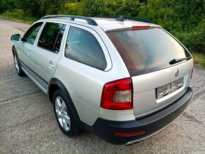 Skoda Octavia Scout 2.0 TDI 4x4  NAVI XENON - 4