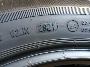 Zimné 205/60 r16 BARUM - 4