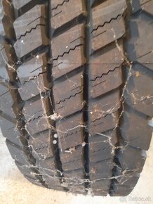 315/80R22,5 - 4