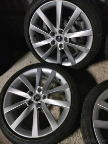 4ks alu disky orig. Škoda 5x112 R18 pneu 225/40 r18 - 4