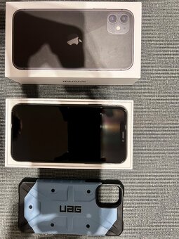 iPhone 11 black 128GB - 4