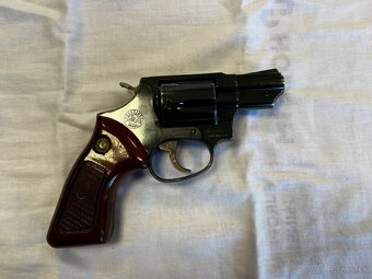 Taurus 85 .38 special - 4