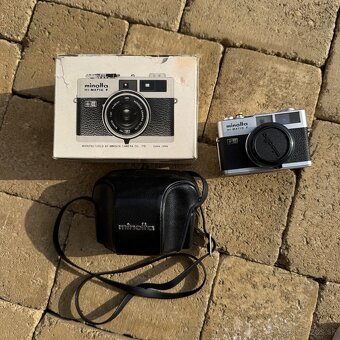 Minolta Hi-Matic F - 4