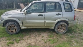 Suzuki Grand Vitara 2.0 benzin - 4