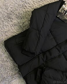 Syna World OG Puffer Jacket – Blackout - 4