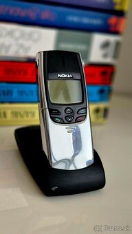 NOKIA 8810 CHROME TOP STAV + ÚPLNE NOVÁ CHRÓMOVÁ BATERKA - 4