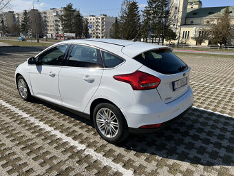 Ford Focus 1.0 EcoBoost 74 kW Hatchback 5 dv. - 4