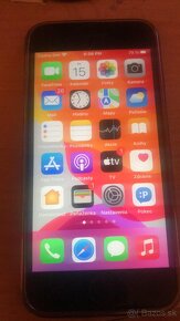 Apple iPhone SE 64 GB 2020 - 4