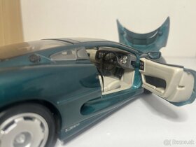 Predám Jaguár XJ220 1:18 - 4